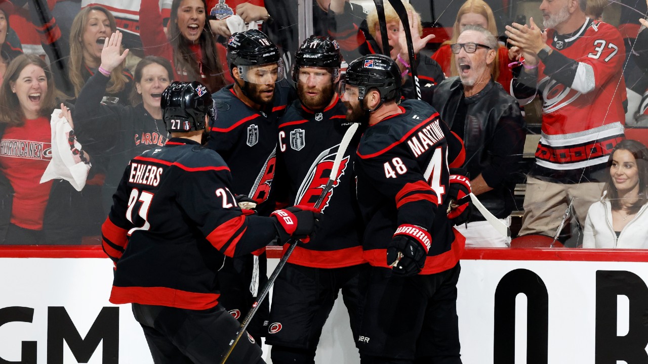 Hurricanes' Jordan Staal ties record for longest goal streak in Stanley Cup Final