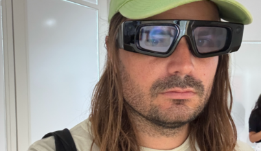 Snap's AI Specs: LOL - 404 Media