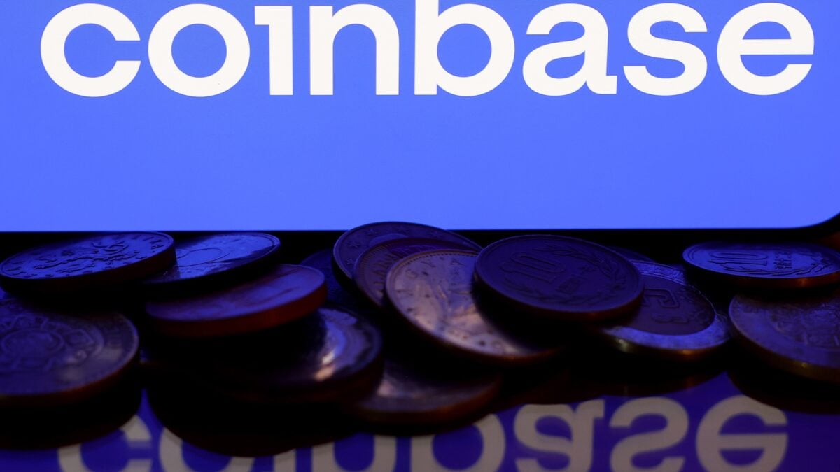 Coinbase Says Let the AI Agents Trade Fartcoin