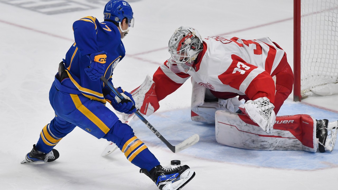 Red Wings trade Cossa to Mammoth for No. 23 pick