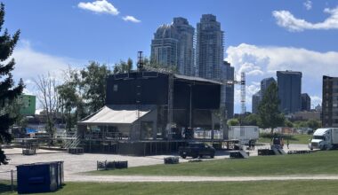 Country Thunder cancels weekend Calgary festival; Mayor calls 'BS'