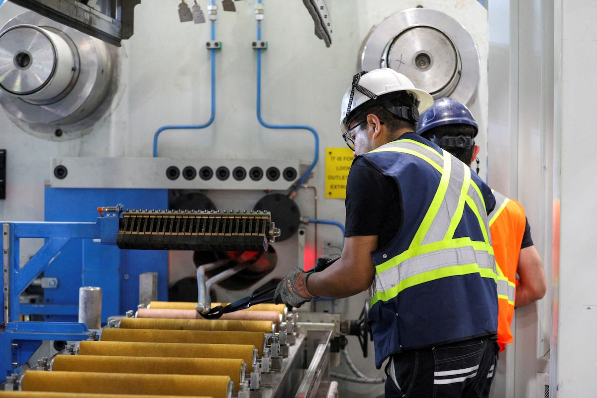 Canadian economic activity expanded in May, hitting eight-month high