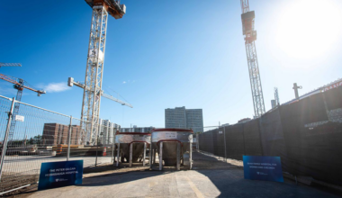 Ceremonial coin toss marks next phase of Peter Gilgan hospital construction