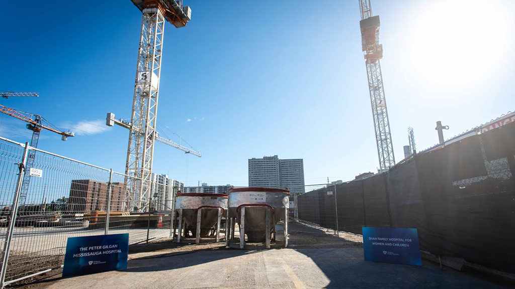 Ceremonial coin toss marks next phase of Peter Gilgan hospital construction