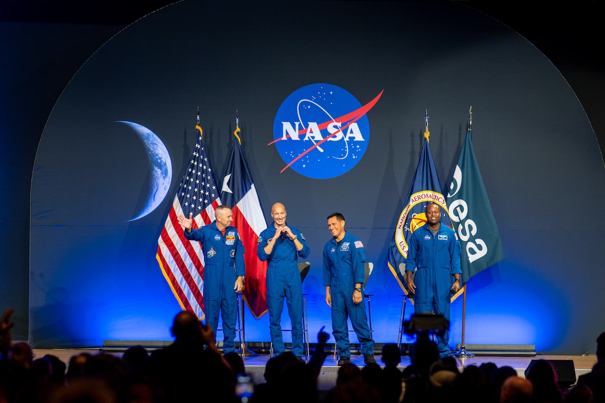 NASA selects one Italian, three U.S. astronauts for Artemis mission with SpaceX, Blue Origin mooncraft