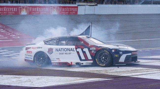 Denny Hamlin NASCAR Michigan