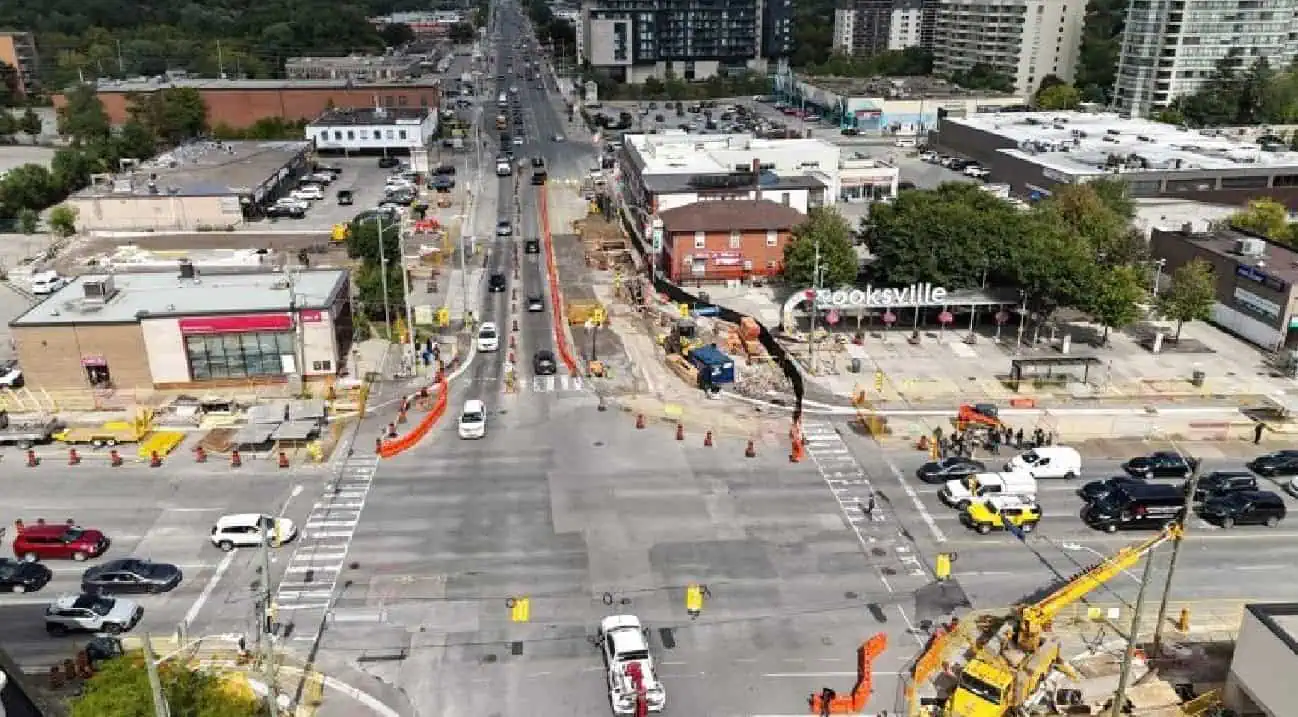 major mississauga street closed for lrt work.