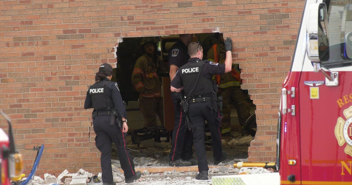 Sherwood Forest Mall: Car crashes into London shopping centre