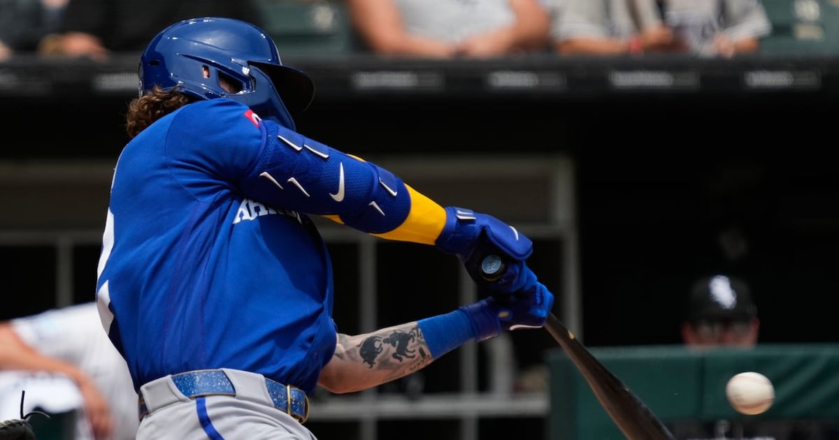 Carter Jensen extends his hitting streak as the Kansas City Royals avoid sweep in 5-4 win over the Chicago White Sox