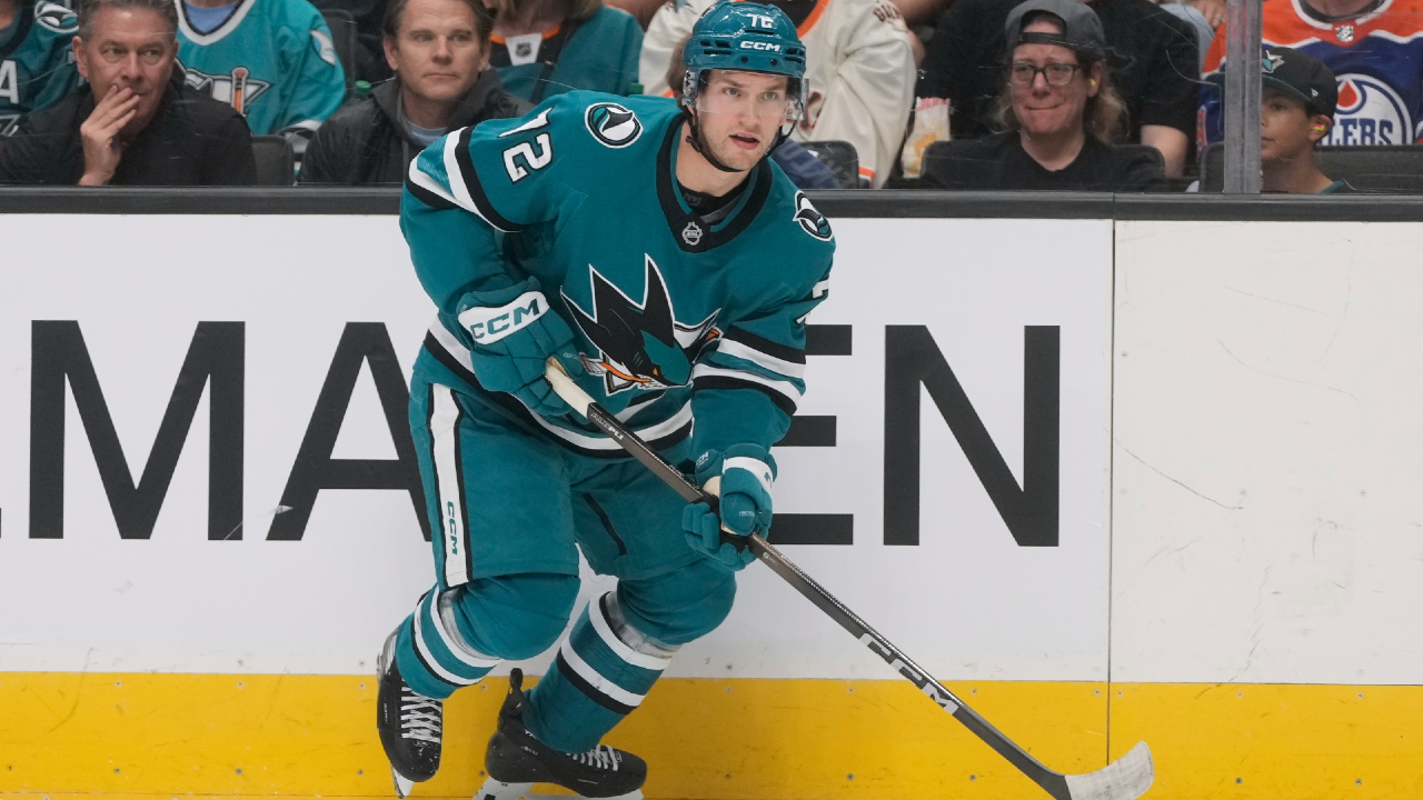 Senators acquire William Eklund, prospects from Sharks