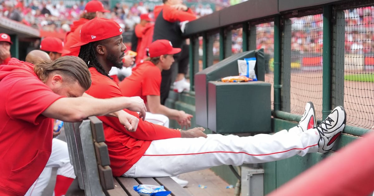 Cincinnati Reds shortstop Elly De La Cruz expected to return Tuesday from IL