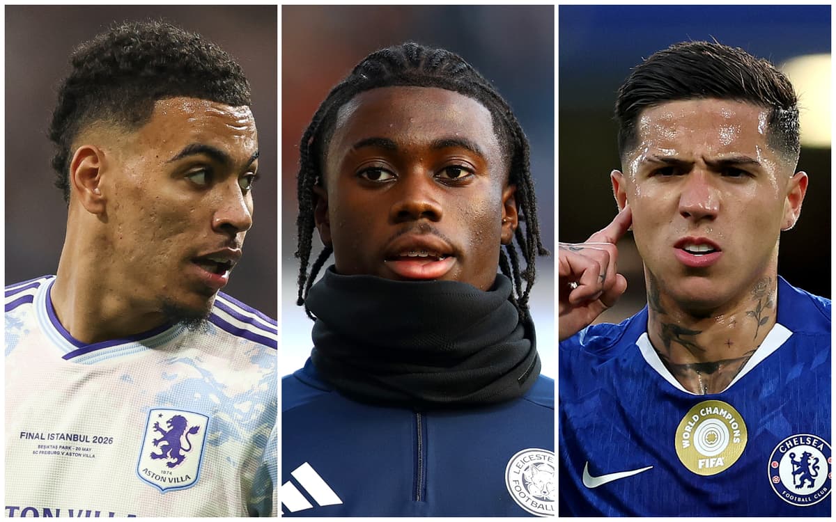 Transfer news LIVE: Arsenal FC deal agreed; Chelsea in Vlahovic talks; Rogers to Man Utd boost; Liverpool latest
