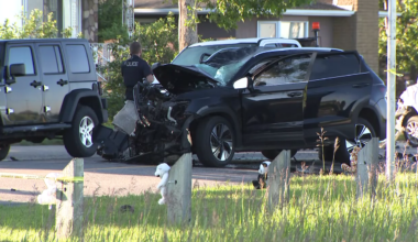 17-year-old driver dies after SUV crash into parked vehicles