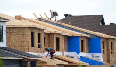 Housing starts fall 6% in May, CMHC says