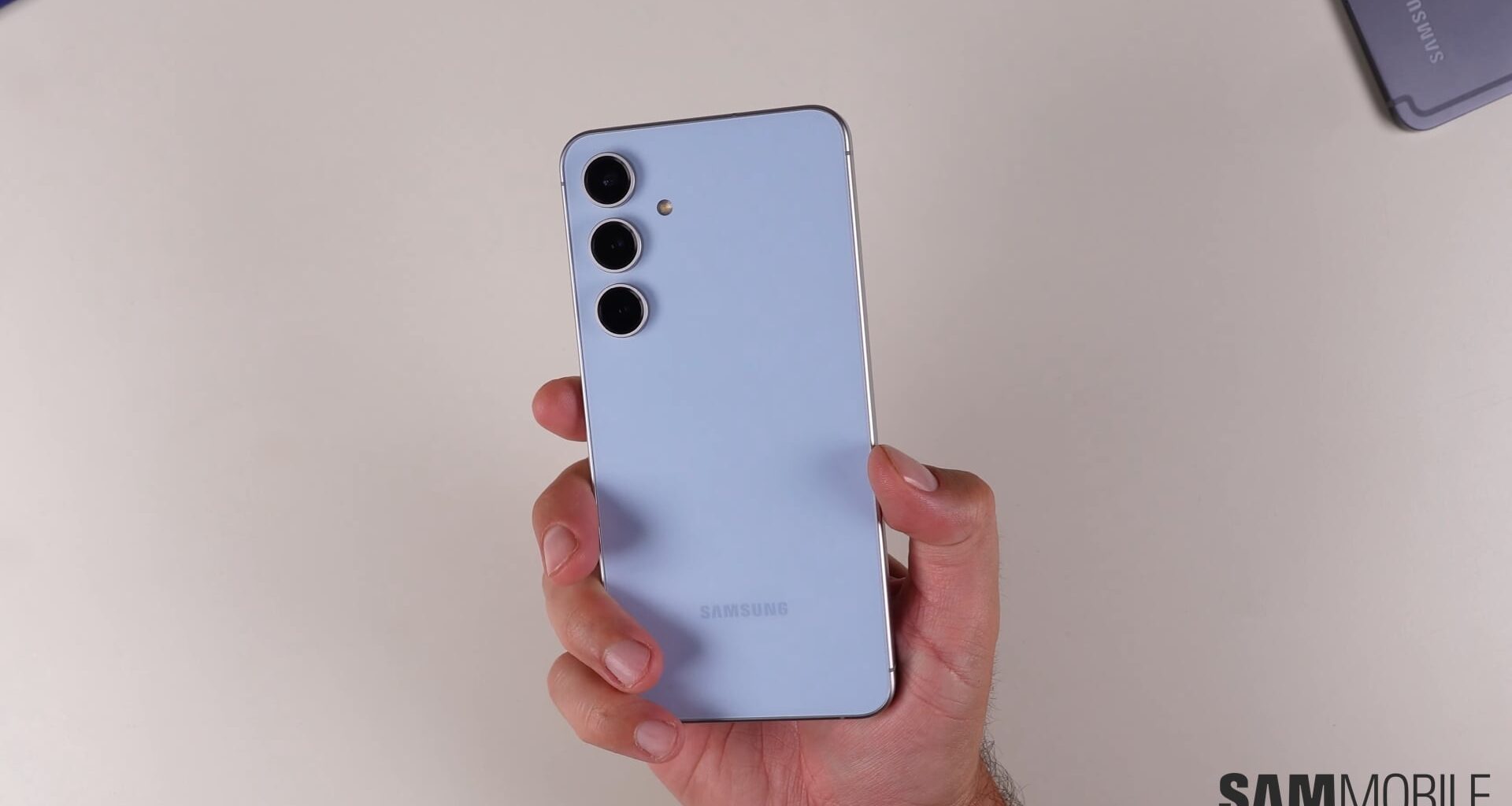 Samsung starts developing One UI 9.0 for Galaxy S24 FE