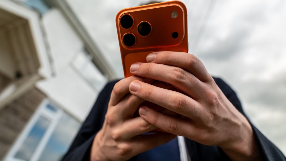 Researchers Say Smartphones May Have Helped Drive the Global Baby Bust