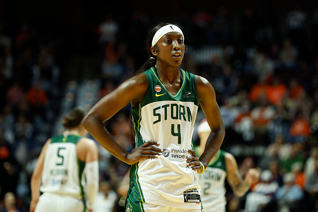UNCASVILLE, CT - MAY 10: Flau'jae Johnson #4 of the Seattle Storm during the WNBA game between Seattle Storm and Connecticut Sun on May 10, 2026, at Mohegan Sun Arena in Uncasville, CT.