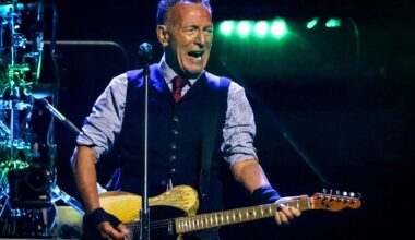 See Bruce Springsteen Play With Jon Bon Jovi at 'Music America'