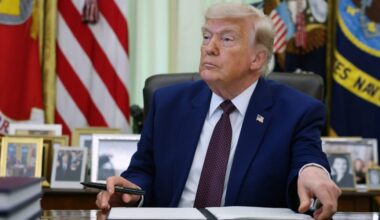Trump says he’ll sign deal with Iran to reopen Hormuz Sunday