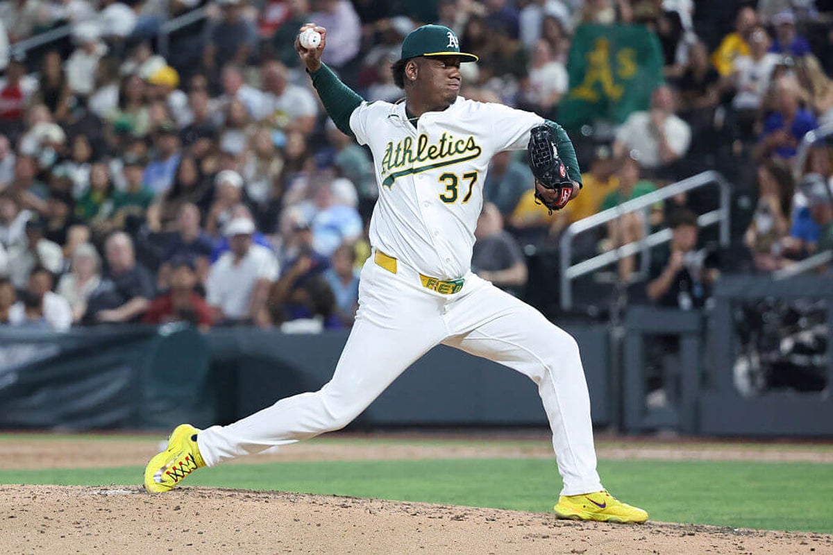 Fantasy baseball bullpen report featuring Elvis Alvarado and Anthony Bender