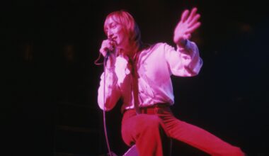 4 Massive 1970s Hits That Radio Stations Barely Play Anymore