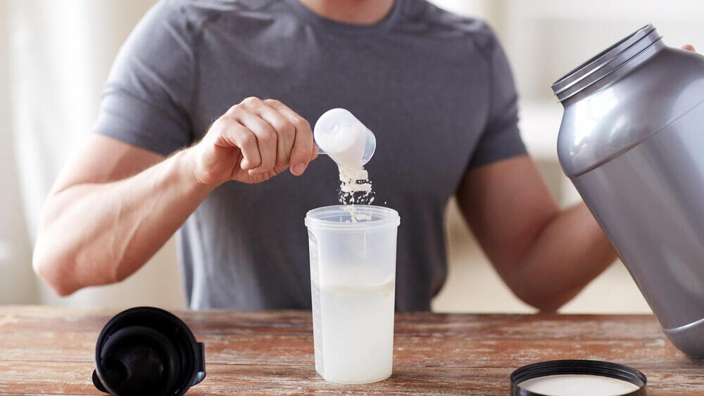 Protein powder (Photo: shutterstock) אבקת חלבון חלבונים תוסף תוספי תזונה