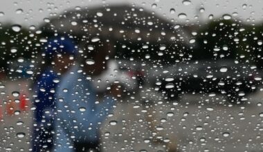 Toronto Blue Jays-Chicago Cubs series finale postponed by rain