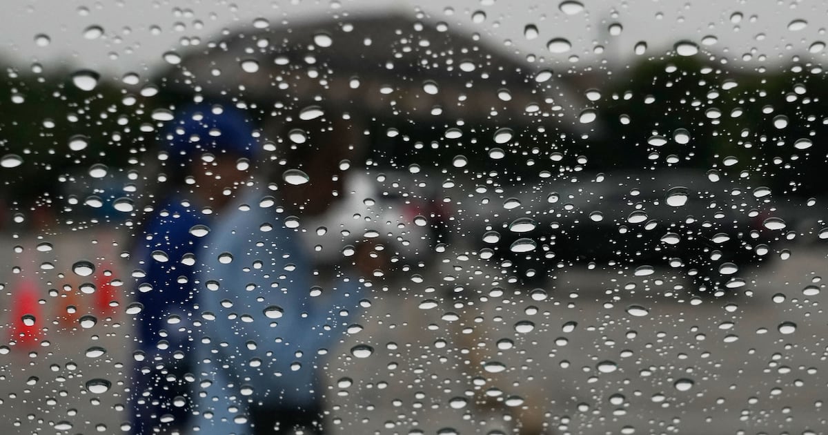 Toronto Blue Jays-Chicago Cubs series finale postponed by rain