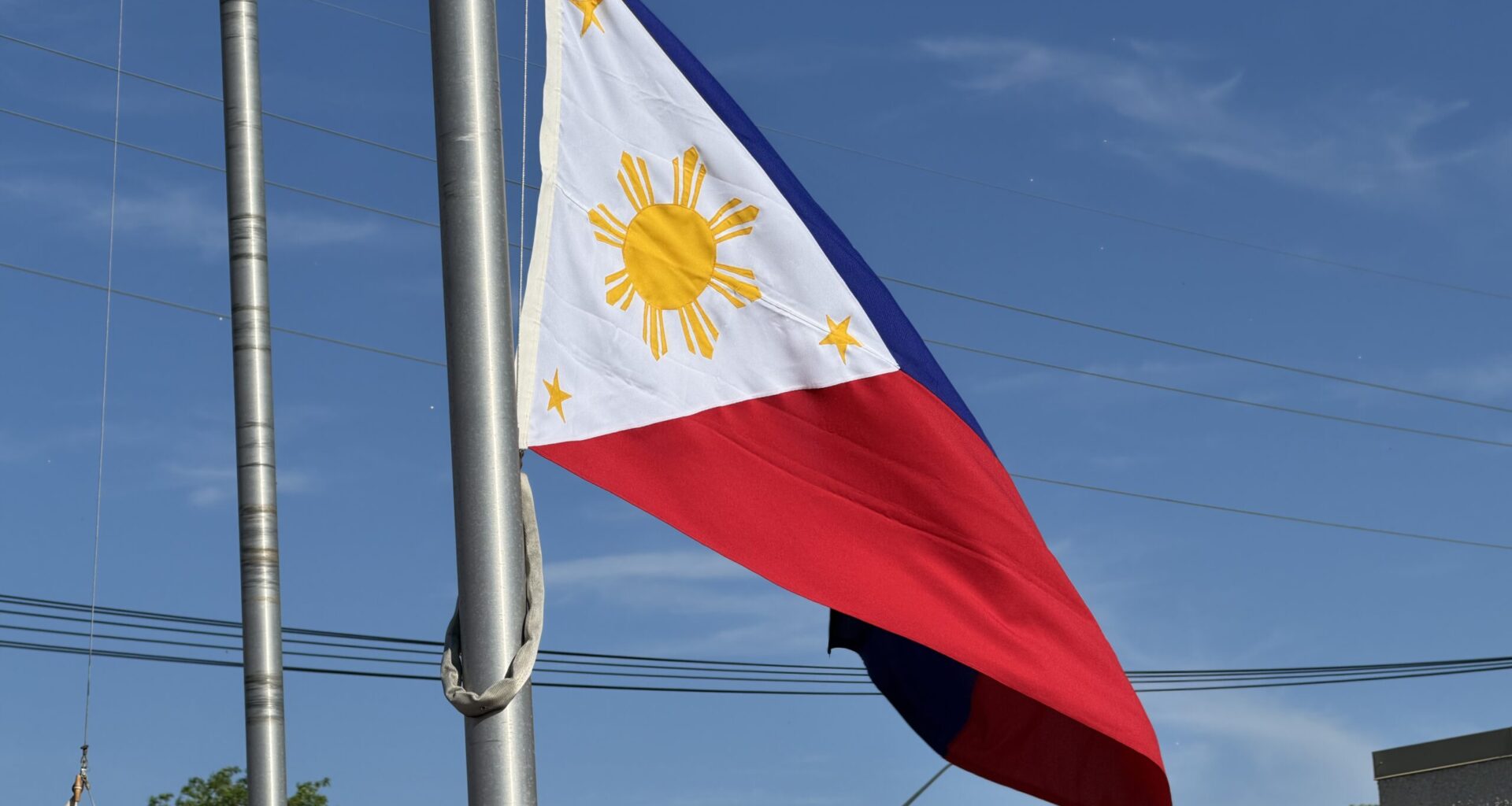 Winnipeg Filipino community kicks off heritage month with flag raising