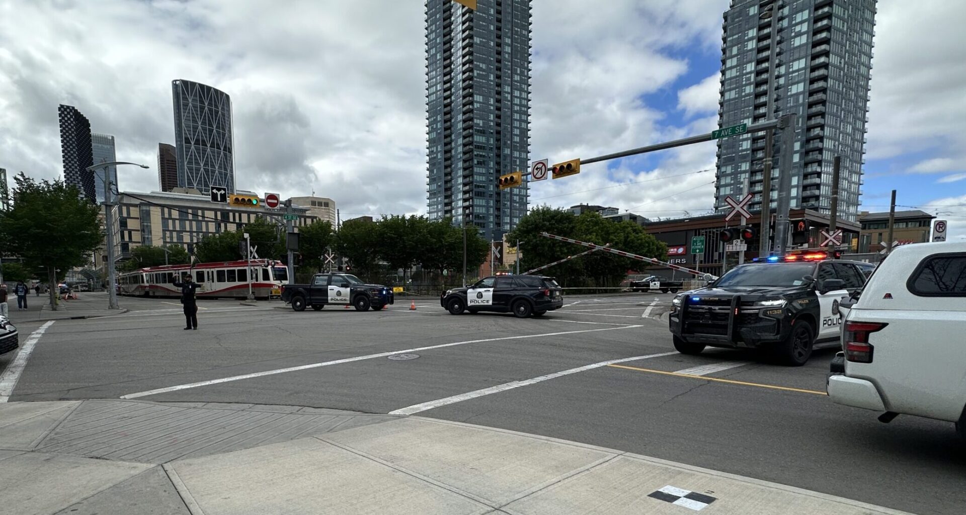 Downtown stabbing leaves one person with serious injuries