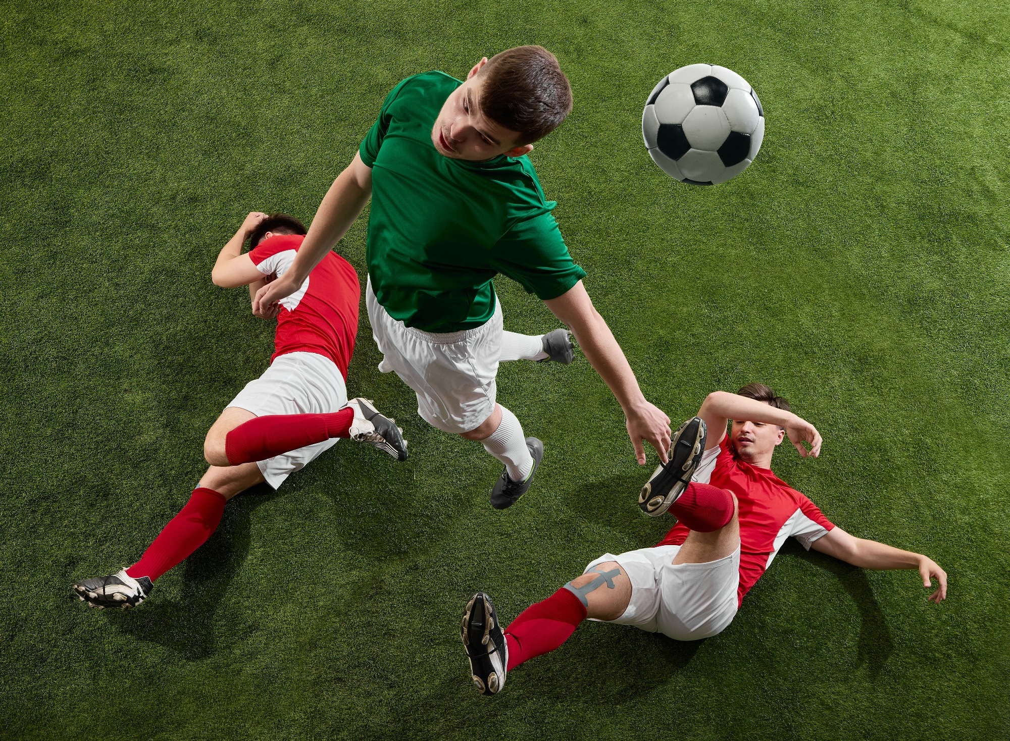 Study: Youth Soccer Participation and Brain Health Outcomes in Adolescent Athletes. Image Credit: Master1305 / Shutterstock