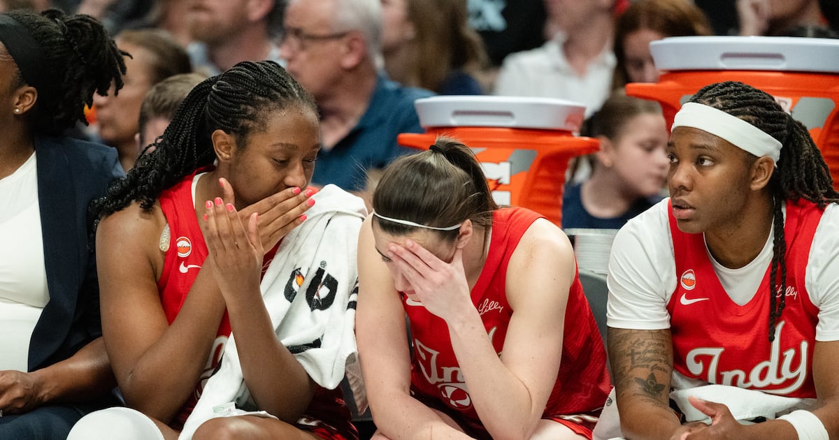 Caitlin Clark, Indiana Fever hope meeting helps team move on from sideline spat