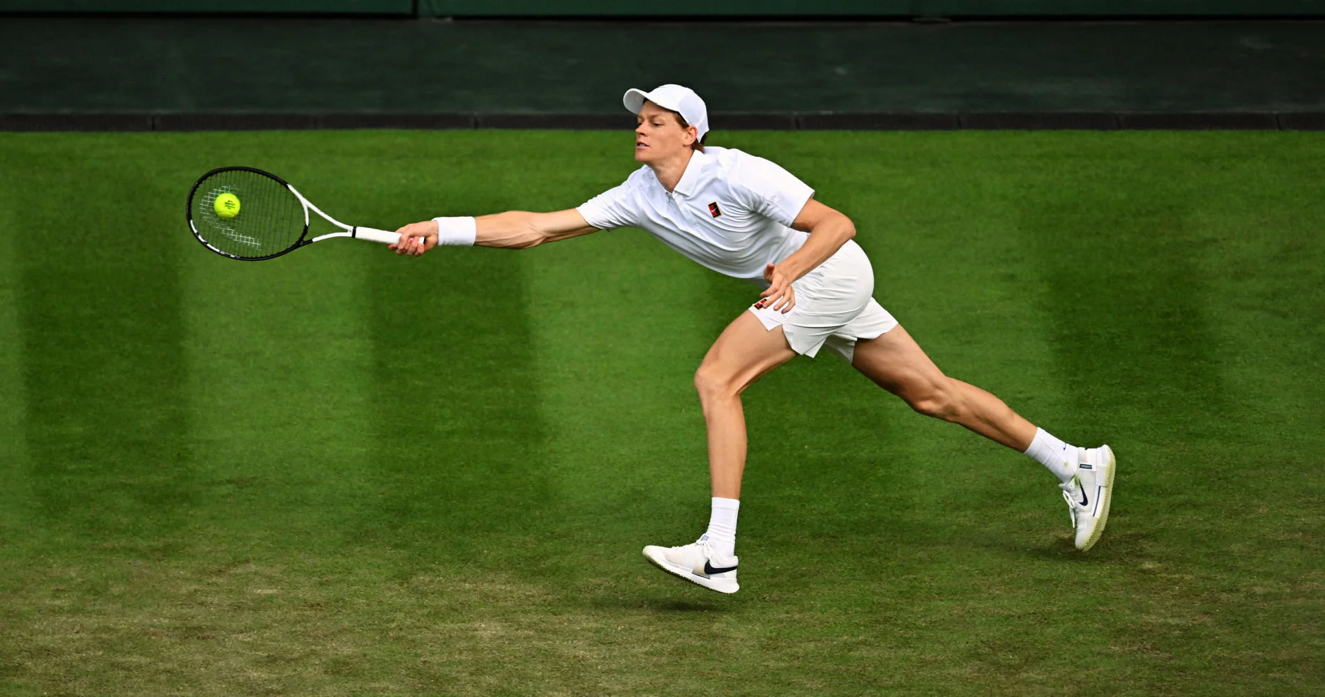 Wimbledon 2026 Favourites: Sinner Leads, Alcaraz Out