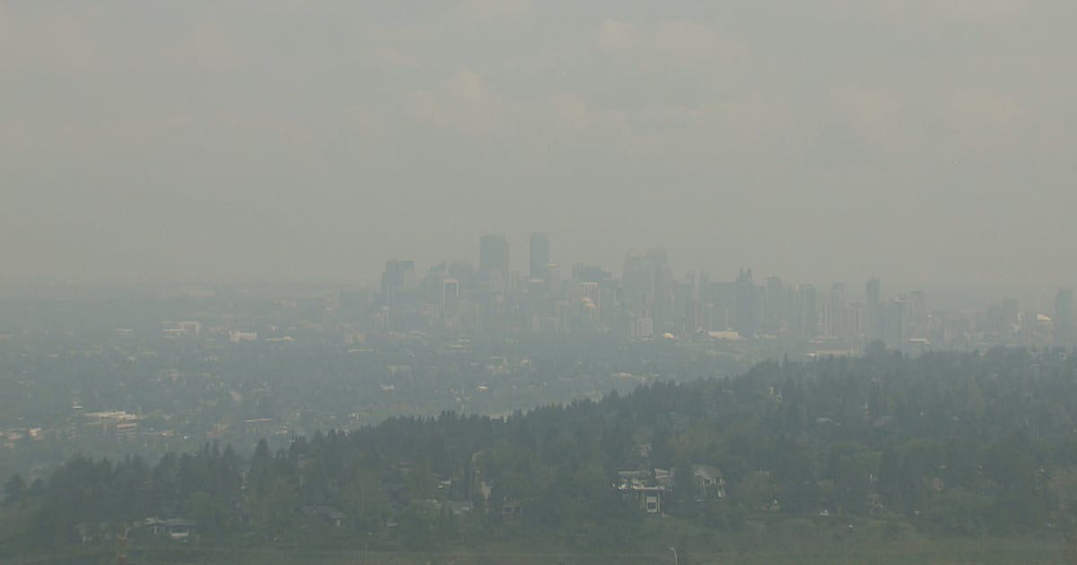 Calgary under air quality warning as smoke blows in from Saskatchewan: Environment Canada - CTV News