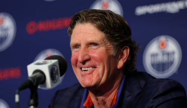 Oilers hire Mike Babcock