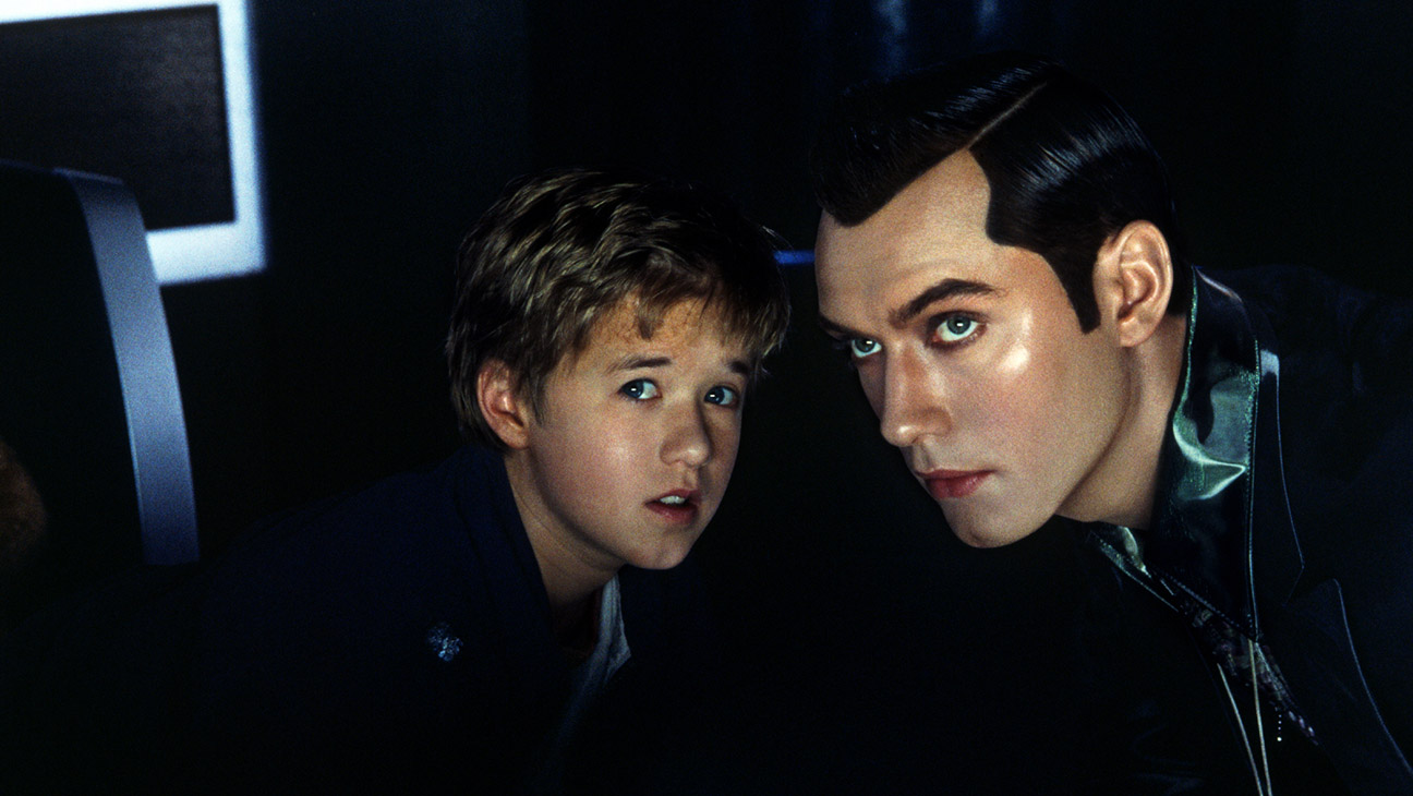 A.I. Artificial Intelligence, Haley Joel Osment, Jude Law, 2001.