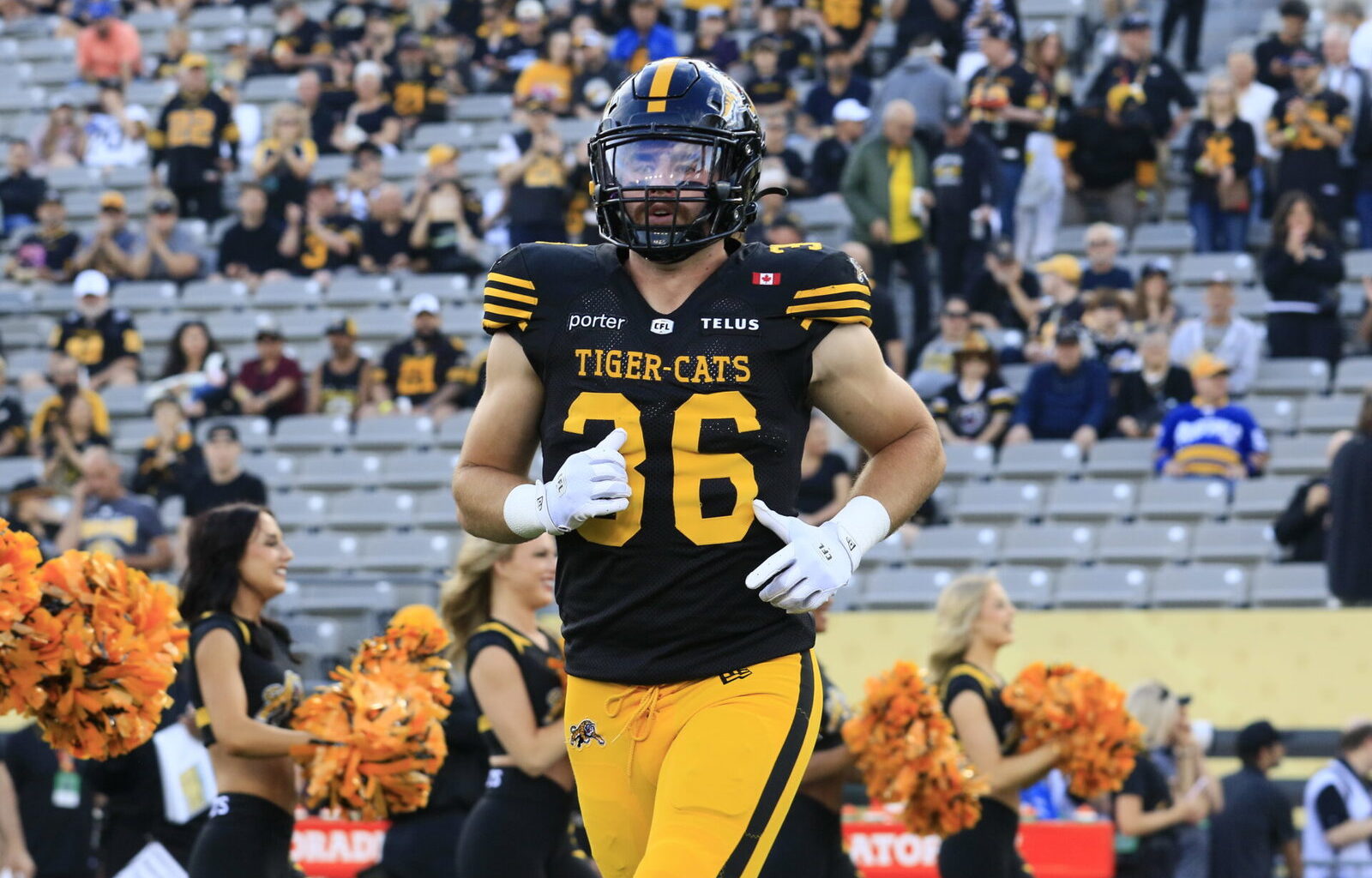 Hamilton Tiger-Cats extend Ryan Baker