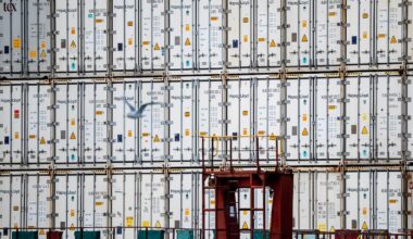 Canada’s trade surplus widens in April as soaring crude prices drive record exports