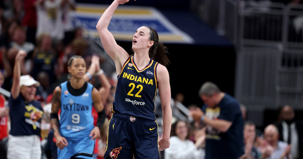 Sophie Cunningham, Caitlin Clark lead Indiana Fever past Connecticut Sun