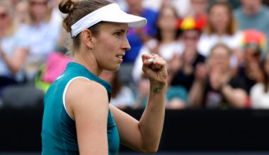 Mertens defeats Andreescu to open 's-Hertogenbosch title defense
