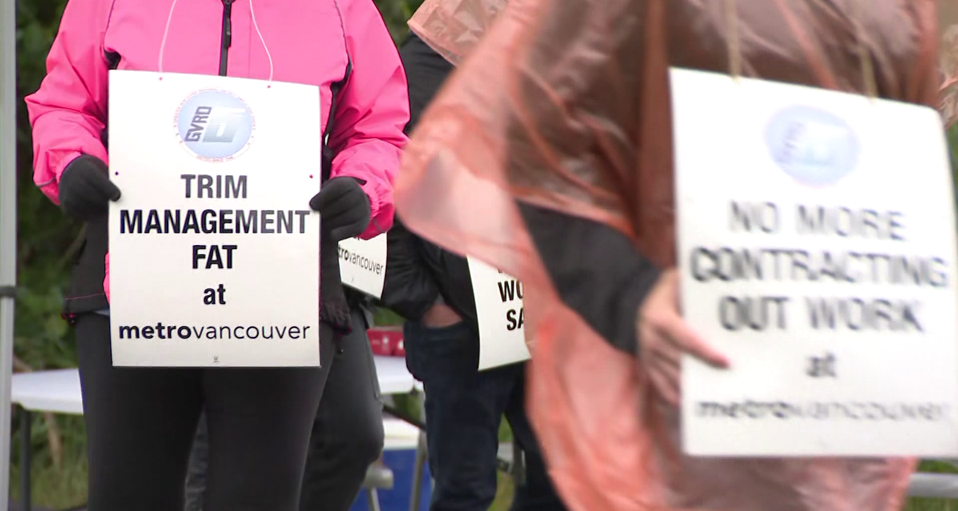 Metro Vancouver outside workers begin full-scale strike