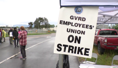 Metro Vancouver outside workers agree to resume negotiations with employer