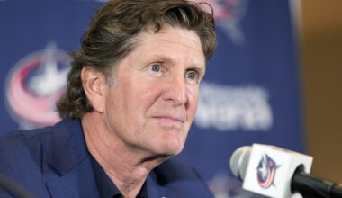Edmonton Oilers discussing potential hire of Mike Babcock with NHLPA