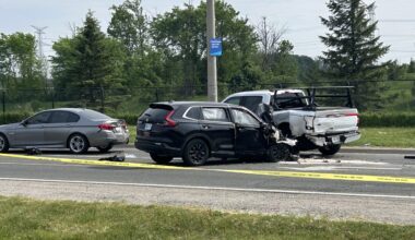 1 critically injured after 3-vehicle crash in west Mississauga: police