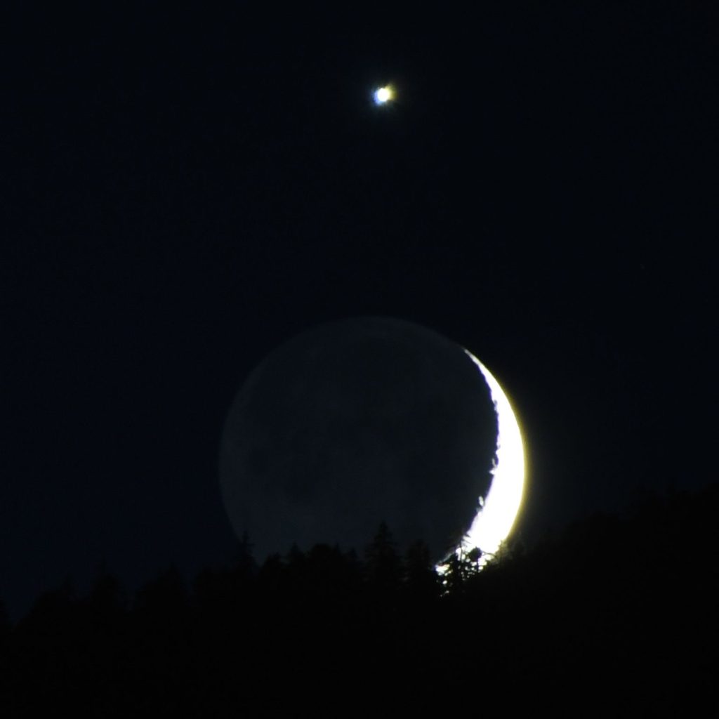 Moonset over the Jura
