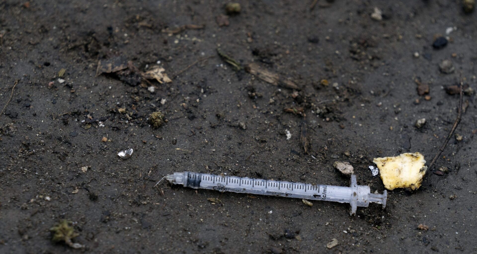 2-person paramedic crew to address overdoses in Winnipeg core area