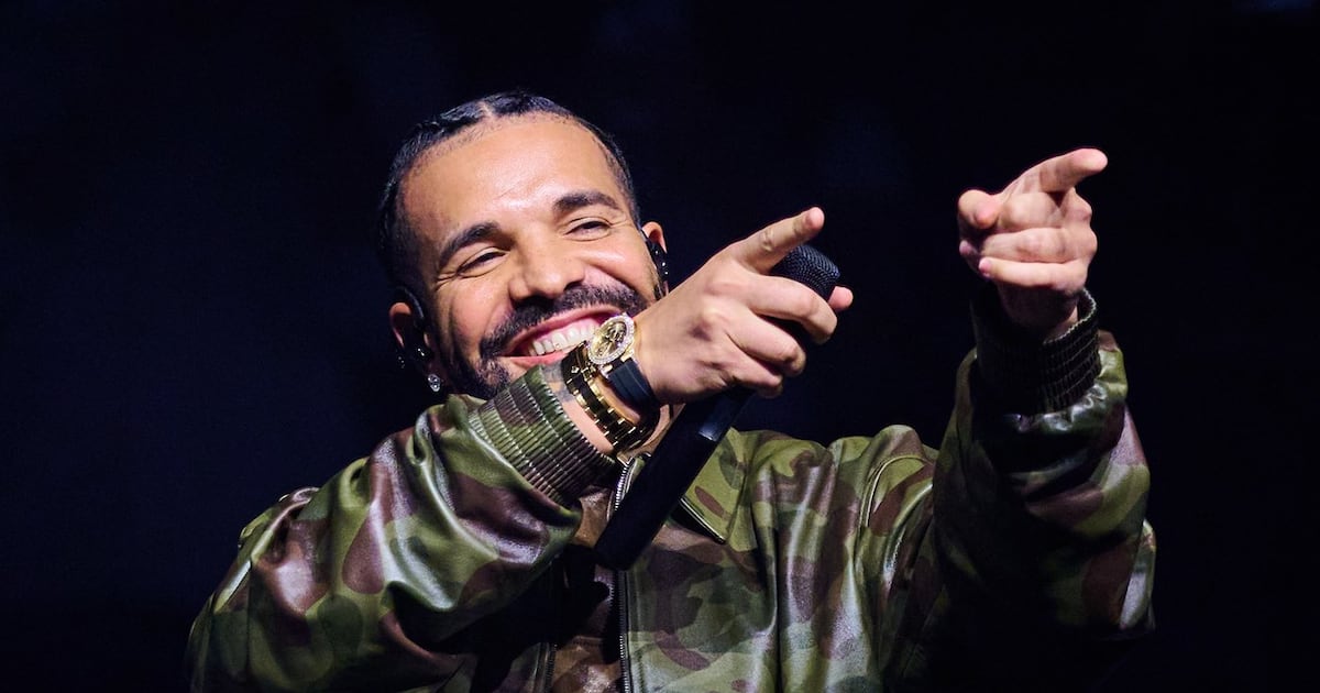 Drake apologizes to anyone named Janice for hit song