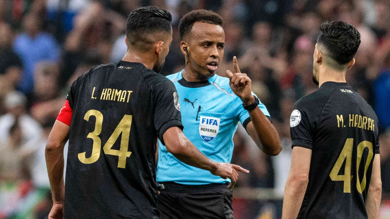 B.C. premier: Somali World Cup ref banned by U.S. welcome in Vancouver