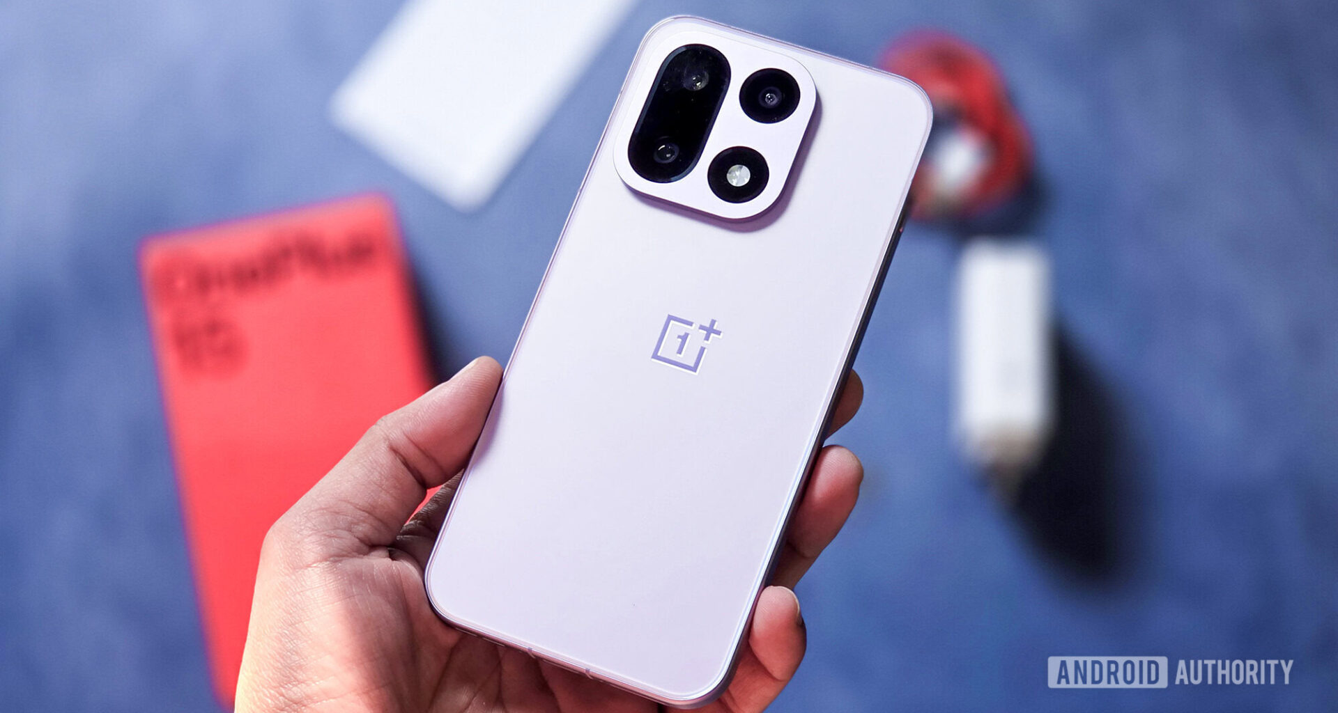 OnePlus 15 gets the Pixel 10's best party trick: AirDrop via Quick Share