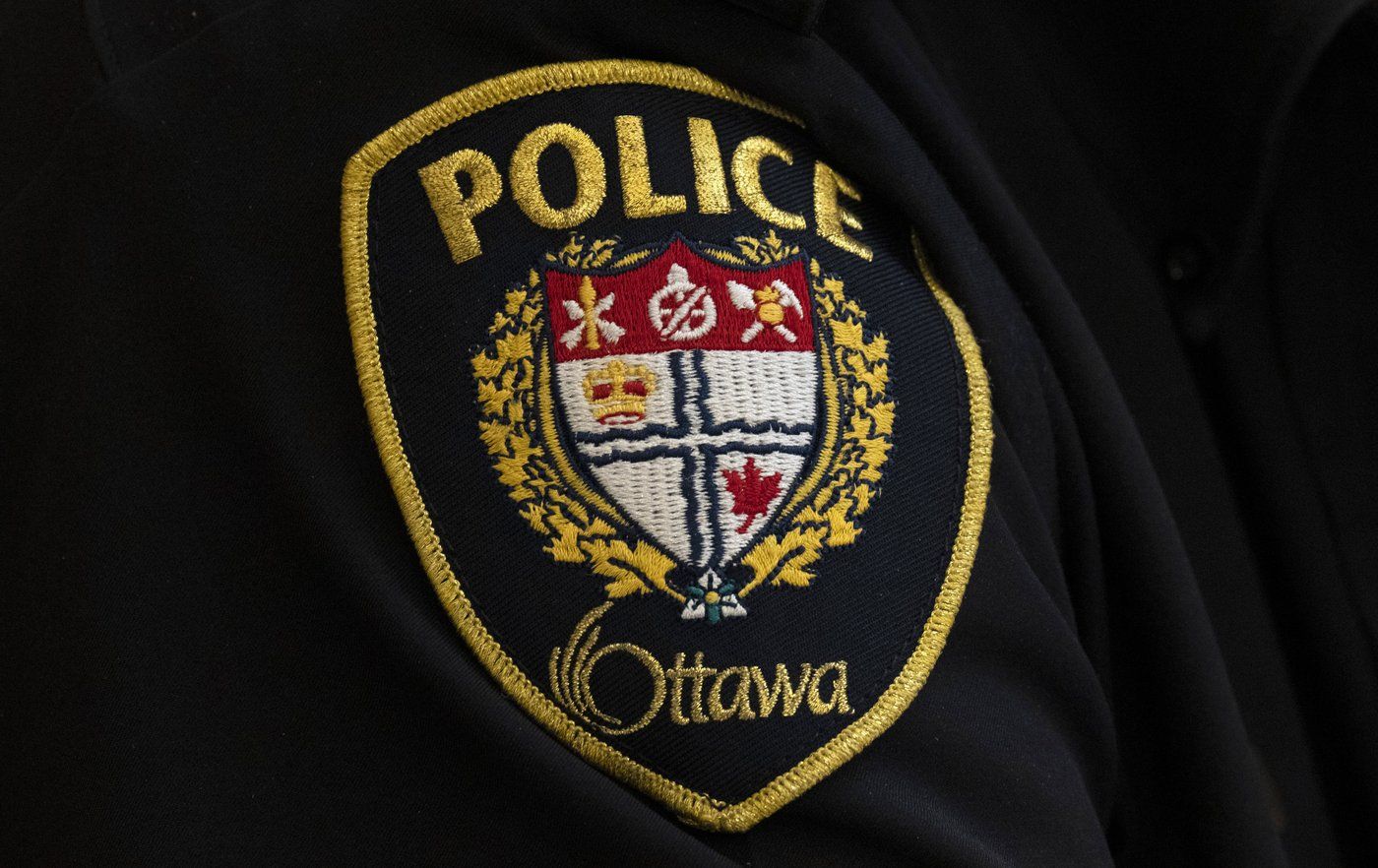 Ottawa police officer charged with assault after car crash in Oakville, Ont.